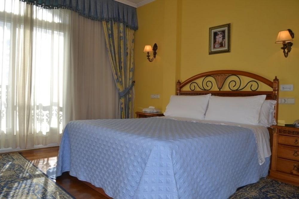 Hotel Playa Compostela ビラガルシーア・デ・アロウサ エクステリア 写真