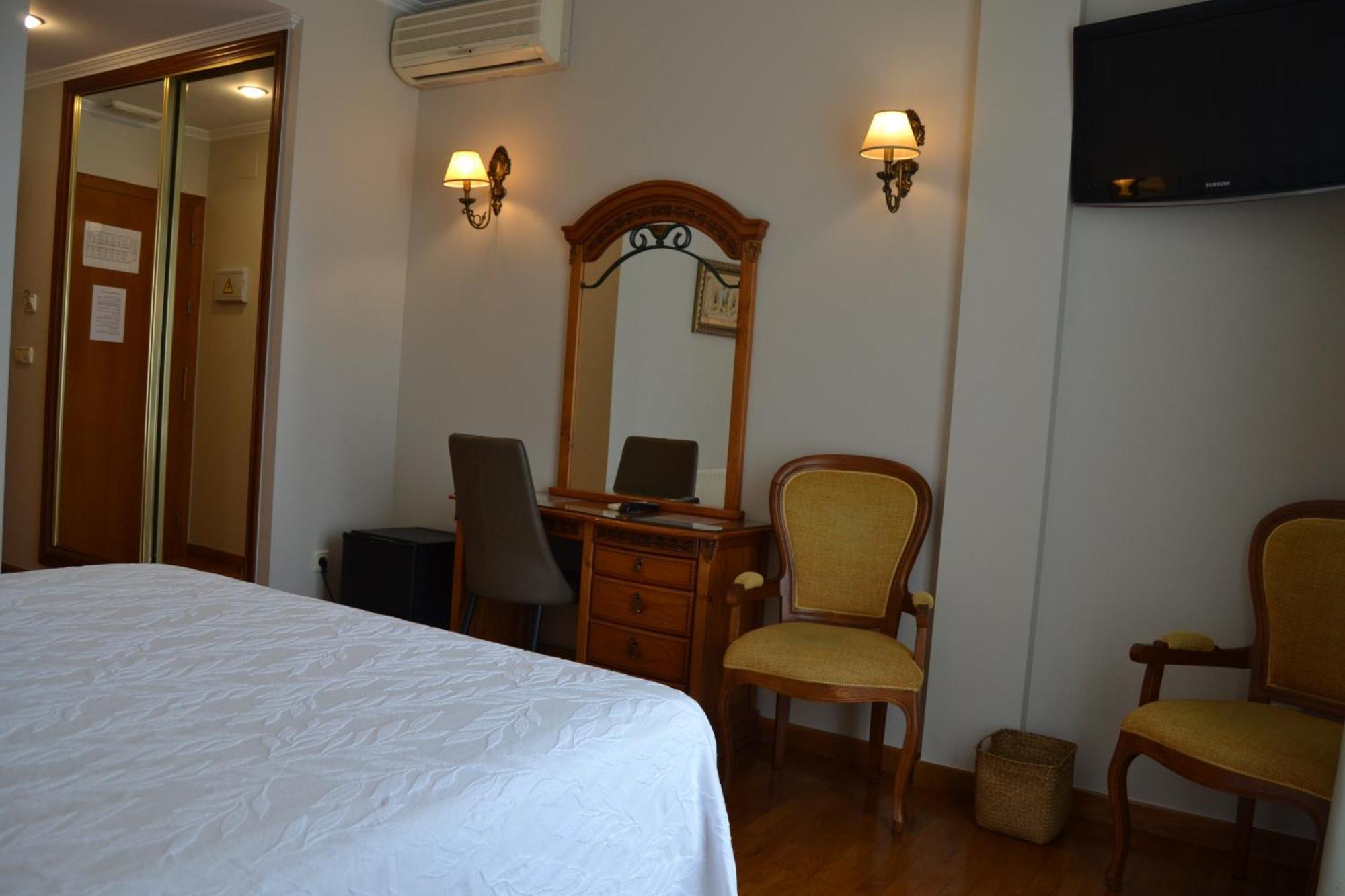 Hotel Playa Compostela ビラガルシーア・デ・アロウサ 部屋 写真
