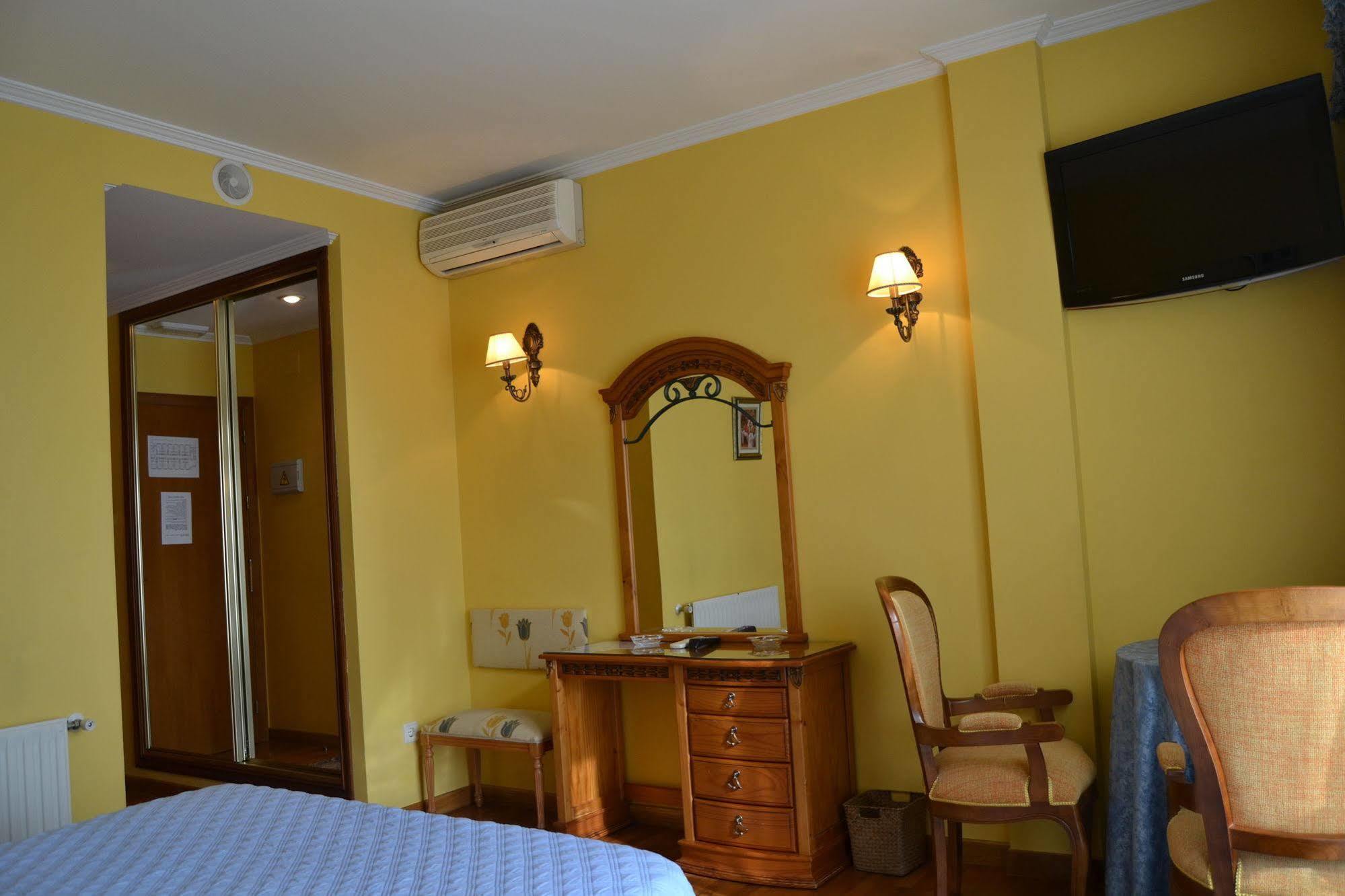 Hotel Playa Compostela ビラガルシーア・デ・アロウサ エクステリア 写真