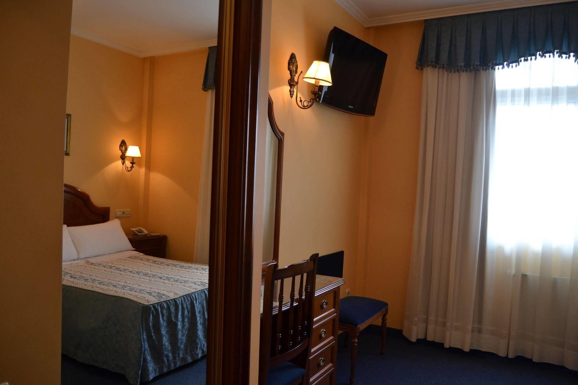 Hotel Playa Compostela ビラガルシーア・デ・アロウサ エクステリア 写真